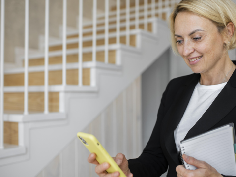 Why Customer Relationship Management Is the Backbone of High-Performing Remote Financial Advisory Teams