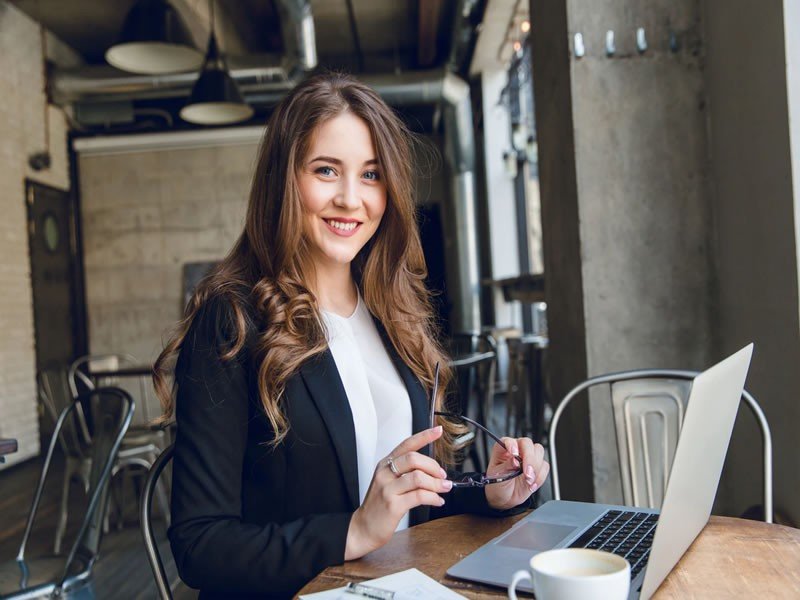 what is business casual for women