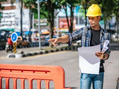 What are the barriers of productivity at the workplace in 2023