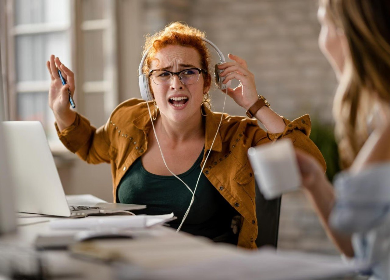 How do you get employees to read internal communications