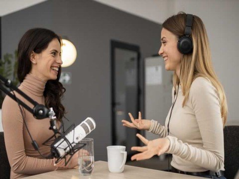 How to Start an Internet Radio Station From Home: A Step-By-Step Guide